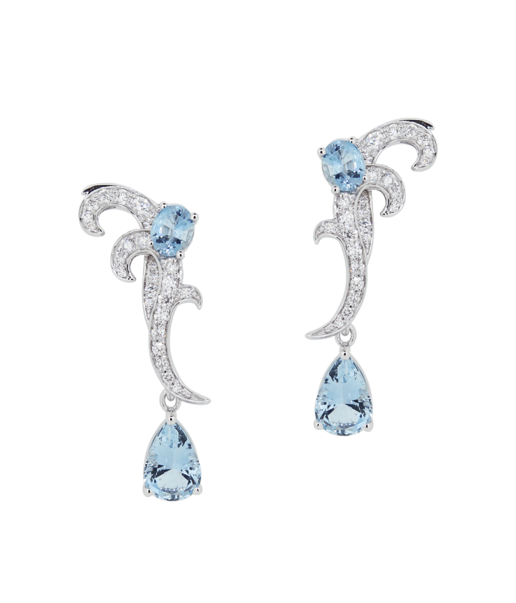 Simone, Parisian Chinois : Versailles Meet East