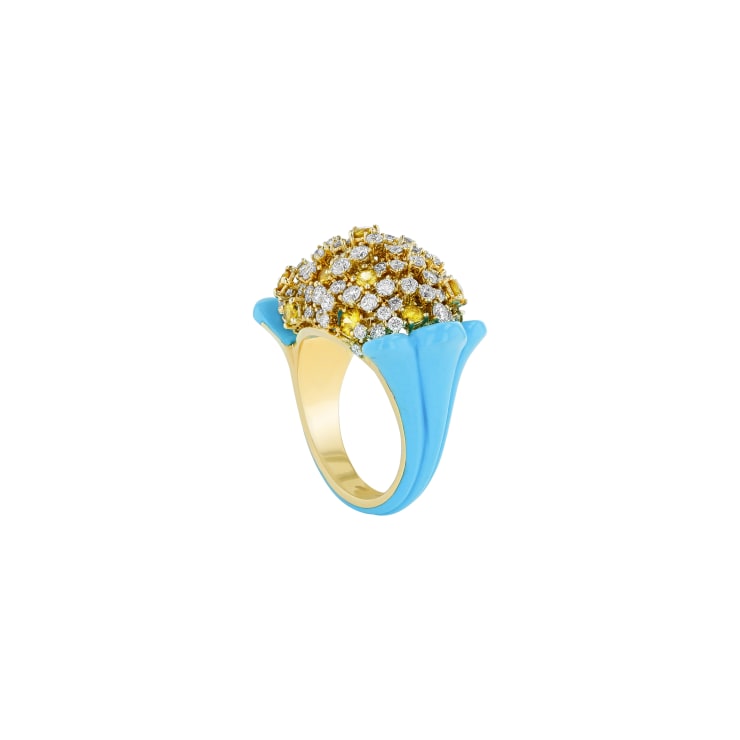 Aisha Baker Holiday XO: Superbloom 8.50g - 18K Yellow Gold ring with 1.82ct Diamonds, 1.14ct Yellow Sapphire and Enamel