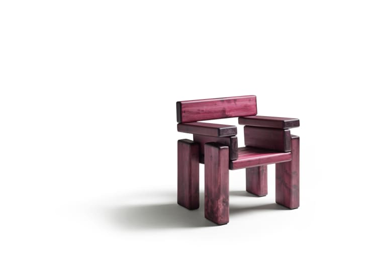 Onno Adriaanse, Medinis fotelis - Pušis / Timber Armchair - Pine, 2023