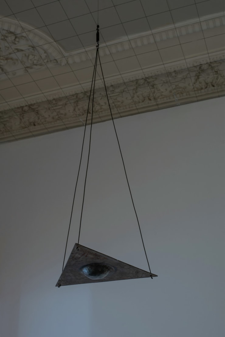 Agata Orlovska, Paveikslo apšvietimas / The Painting Illuminator, 2022