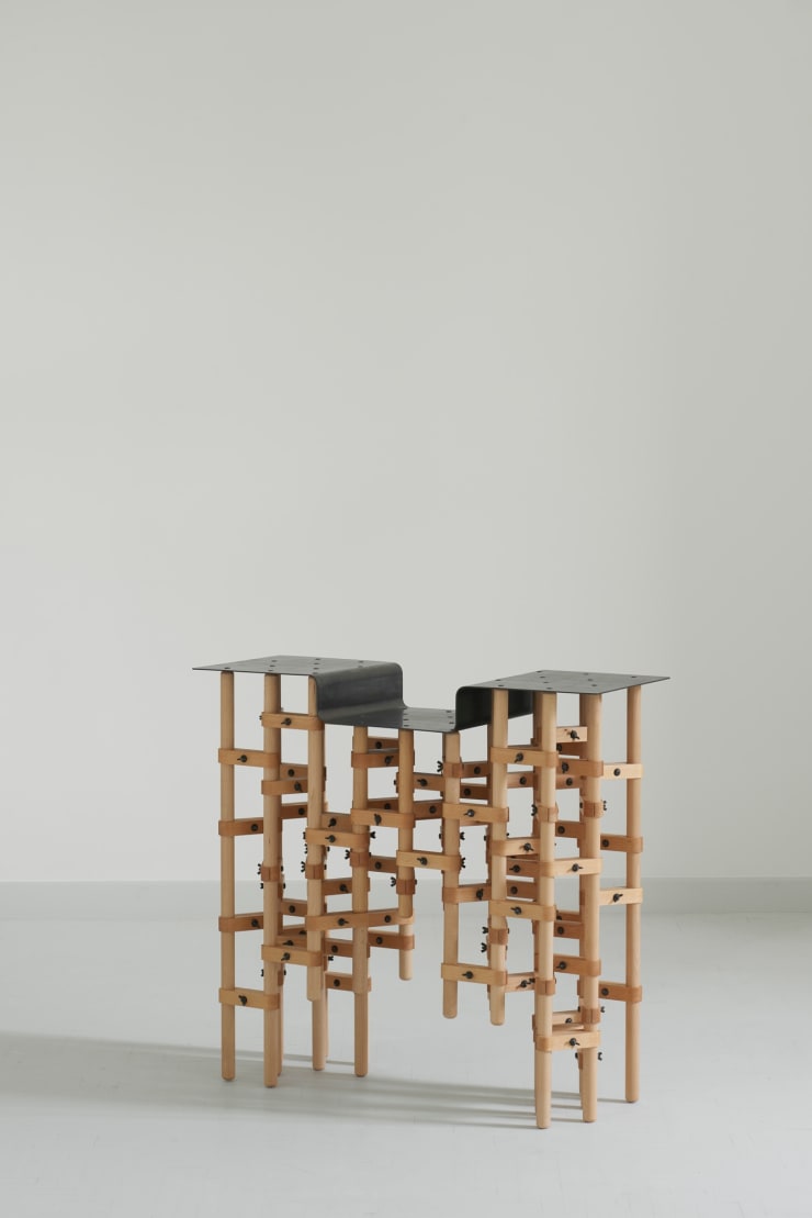 Vytautas Gečas, Collaboration with Marija Puipaitė: Envisioned Comfort , Konsolės stalas / Console table