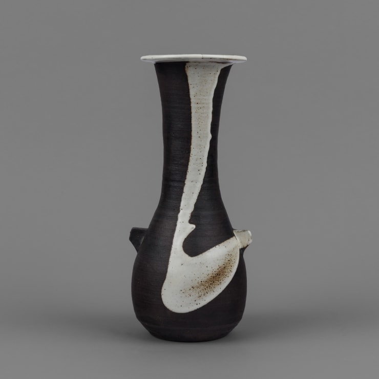 Janet Leach, Tall lugged vase, c.1980