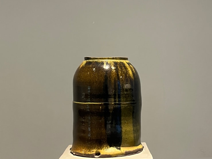 Black-Glazed Jar (흑유 항아리)