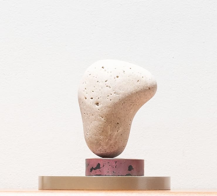 Omyo Cho dummy_O, 2019 enameled copper, stone 12 × 11 × 20 cm