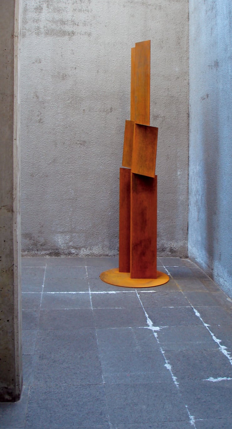 Kim In Kyum Emptiness, 2005 steel 56 x 35 x 234 cm