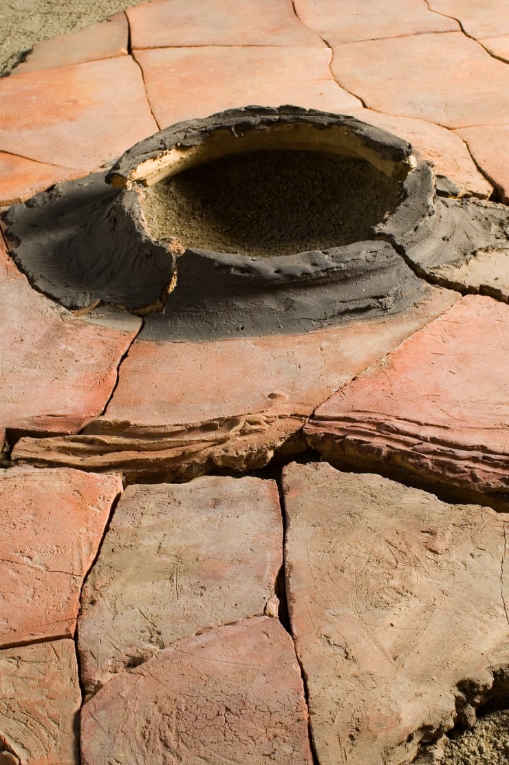 Nanni Valentini Il Focolare Di Hestia 1985 Diam Cc 300 Cm Terracotta Installazione
