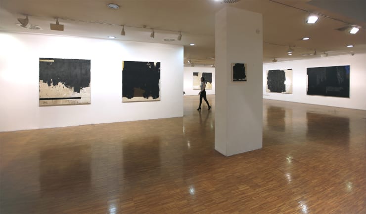 LUCA SERRA | Mentre nessuno Guarda