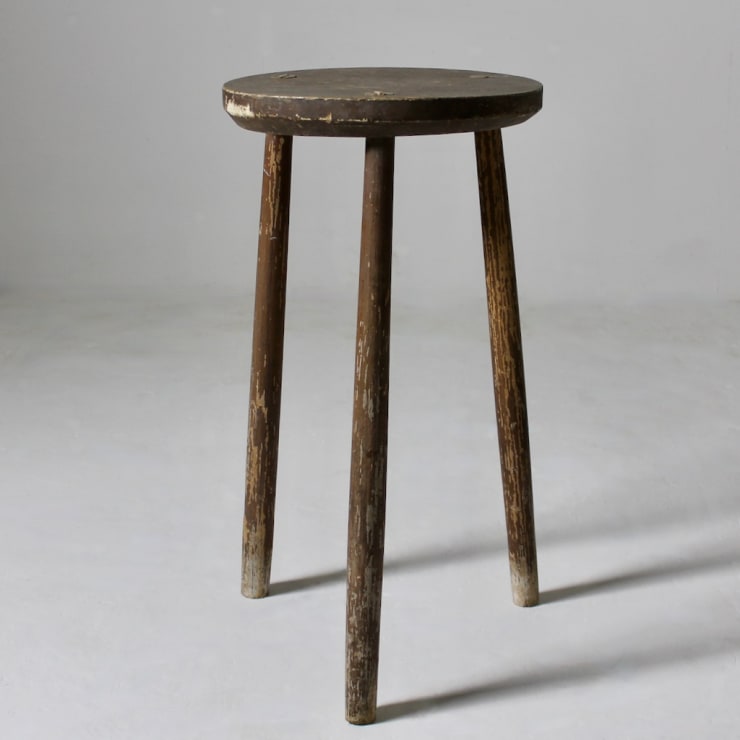 Cheese top original painted pine cricket table