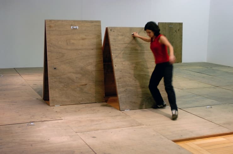 Falha | Paço das Artes | São Paulo, Brasil, 2003 | Foto Kiko Ferrite