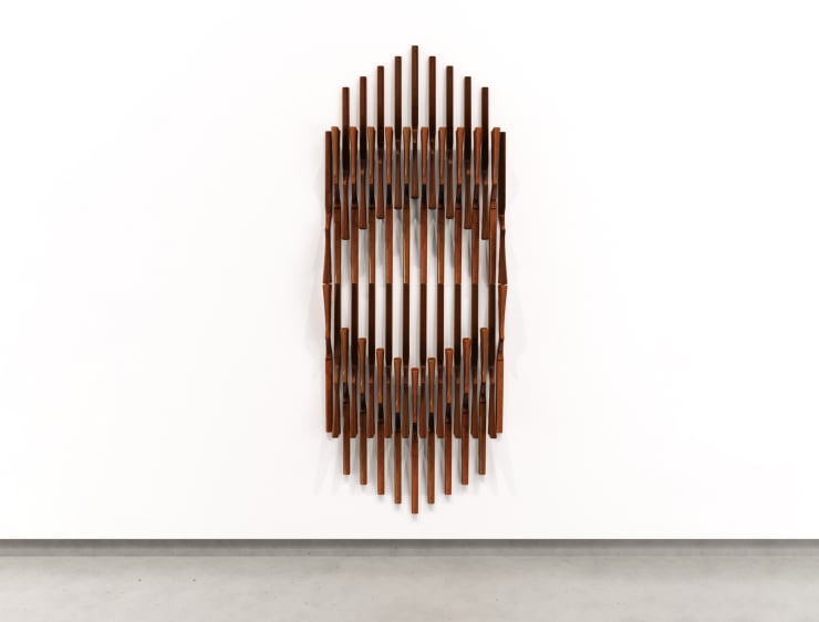 Iván (Hexagon), 2021 madeira mogno 250 x 86,4 x 17 cm