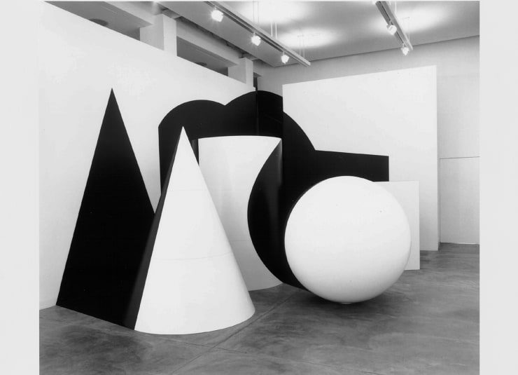 Regina Silveira, “A Lição”, 2002