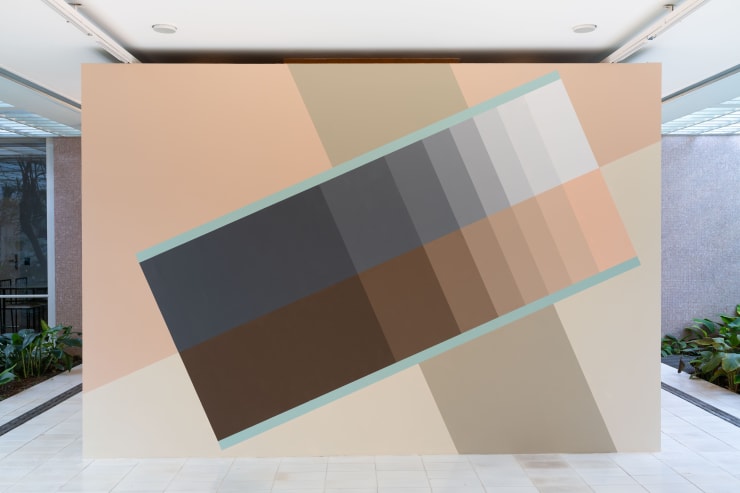 Raphaël Zarka “Kratzer (São Paulo)”, 2025 acrílica sobre parede acrylic on wall 256 x 372 cm 100.78 x 146.45 in