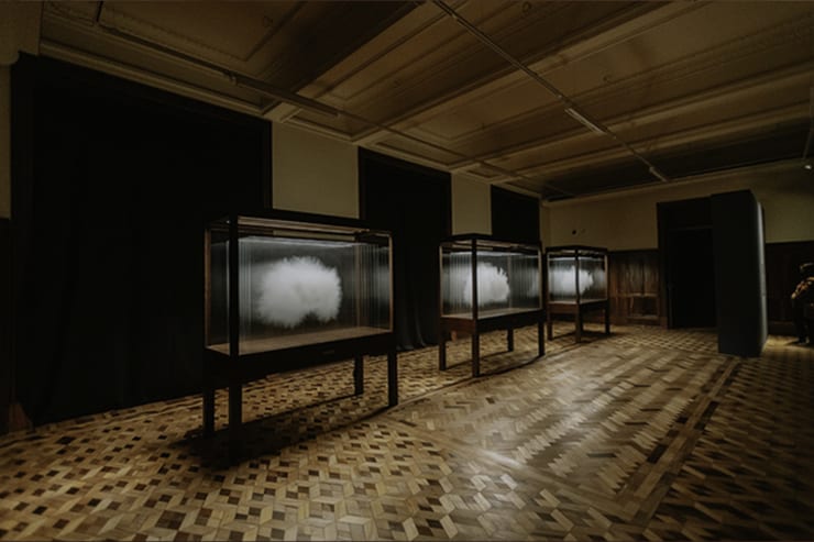 Leandro Erlich, vista da exposição "A Tensão", 2021