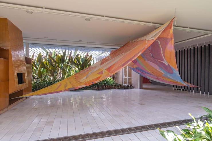 André Sousa "Pince-nez", 2023 acrílica sobre tecido de algodão acrylic on canvas 975 x 496 cm 383.86 x 195.28 in