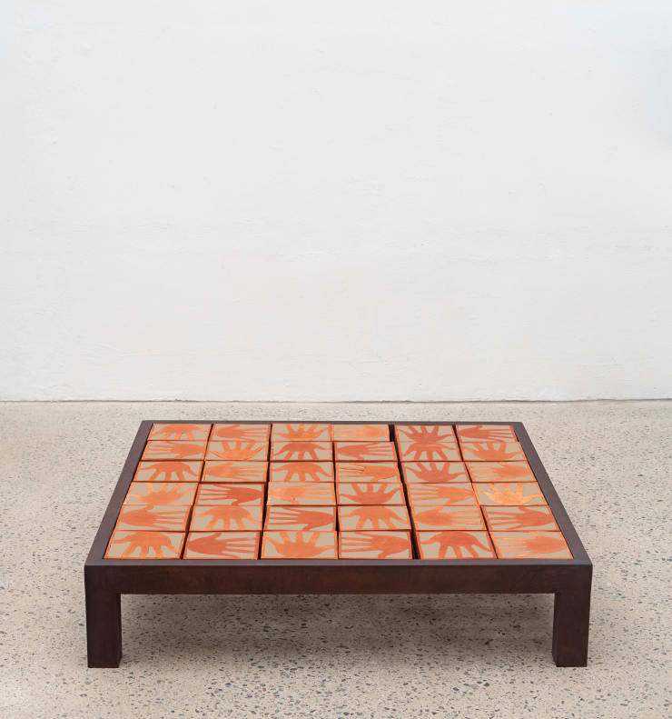 Campana Mesa de Centro Cobogó - Preenchido, 2022 ferro, cerâmica e cimento iron, ceramic, cement 28,5 x 129,5 x 129,5 cm 11.22 x 50.98 x 50.98 in