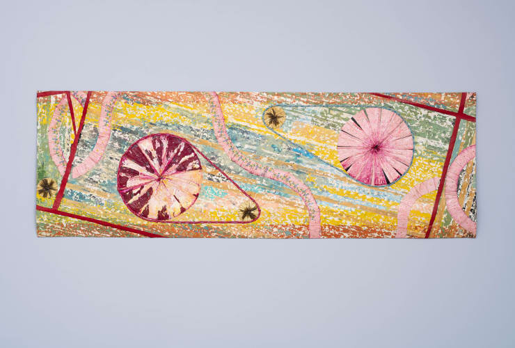 Delson Uchôa “Platibanda catraca”, 2019 acrílica e resina sobre fibra vegetal acrylic and resin on plant fiber 110 x 325 cm 43.3 x 127.9 in