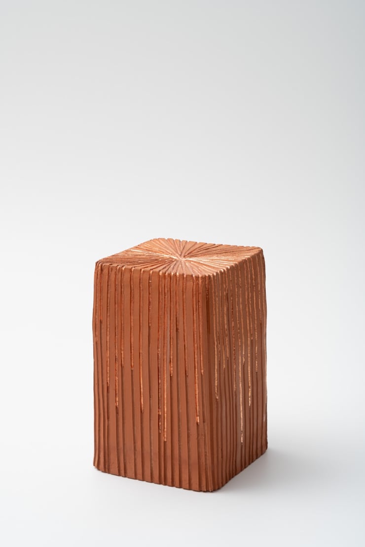 Campana Sopro na argila I, 2022 terracota e folha de estanho terracotta, tin foil 40 x 24 x 23,5 cm 15.75 x 9.45 x 9.25 in Ed 4/4 + 2 P.A.