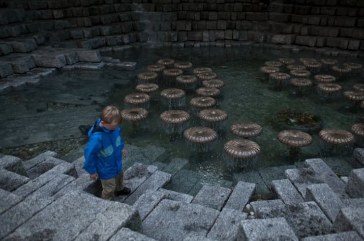João Luiz Musa, “Menino em Munique, dia 30 de julho de 2010 as 20 horas”, 2010
