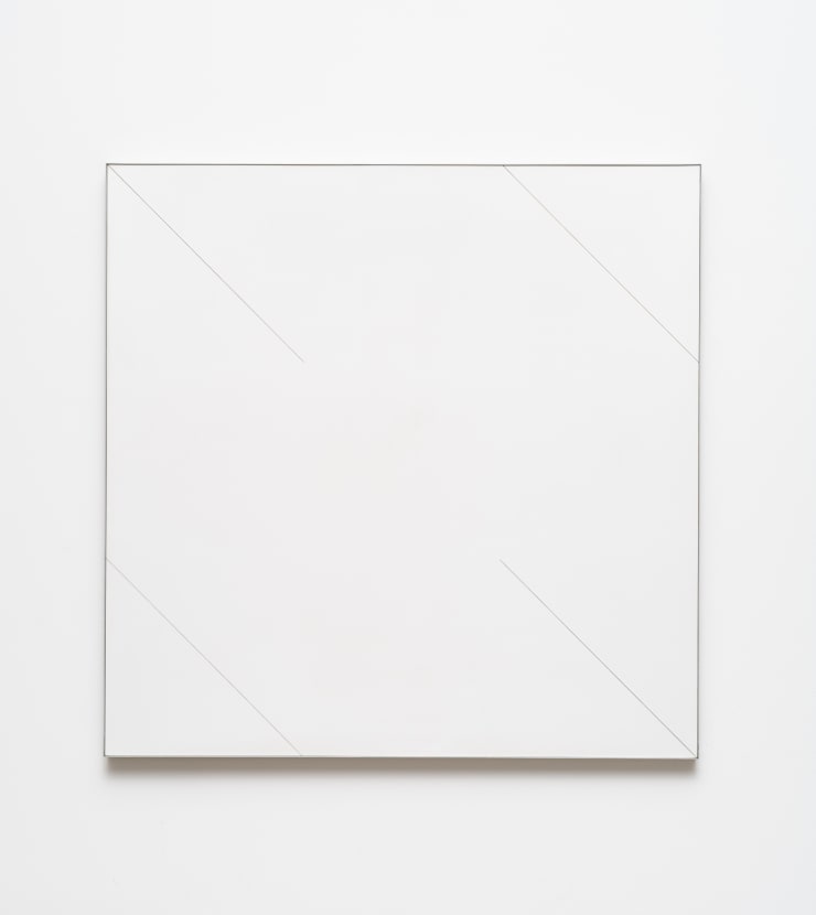 Geraldo de Barros Sem título | Untitled, 1983 montagem em plástico laminado sobre madeira laminated plastic mounted on wood 90 x 90 cm 35.43 x 35.43 in