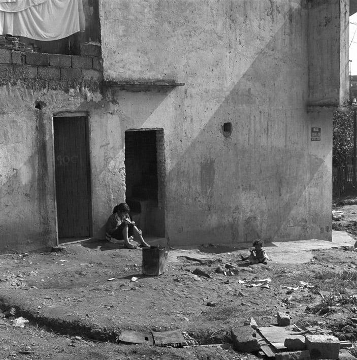 João Luiz Musa, “13 Menina Lendo e Criança”, 1978