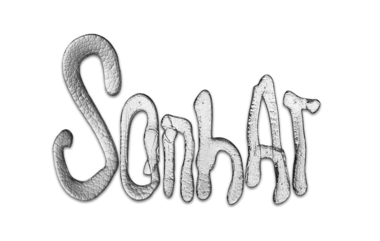 Rob Wynne “Sonhar”, 2025 vidro derramado e espelhado poured and mirrored glass 56 x 89 cm 22 x 35 in