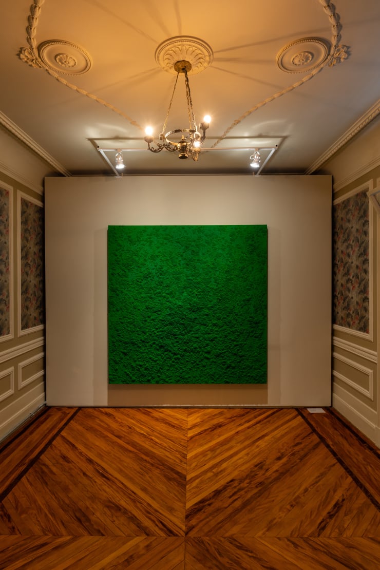 Bosco Sodi, vista da exposição "Rock and Roll: Bosco Sodi e os objetos de interesse", 2024