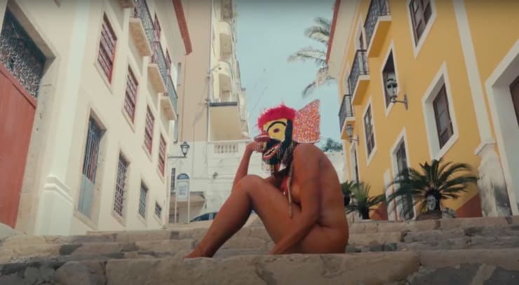 Tieta Macau "Brado da folha", 2021 vídeo digital colorido, com som color digital video, with sound 4’18”