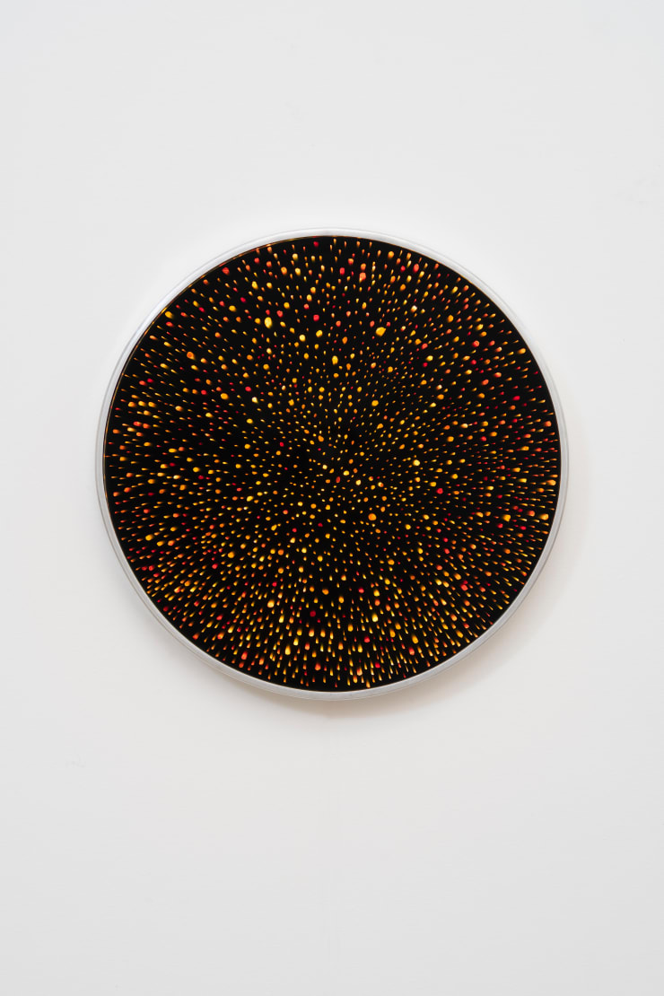 Iván Navarro Eclipse (Yellow to Red), 2022 LED, cronômetro, alumínio, espelho, espelho unidirecional, eletricidade LED, timer, aluminum, mirror, one-way mirror and electric energy 50,8 (diâmetro) x 3,81 cm | 20 in (diameter) x 1.5 in P.A. 1/1