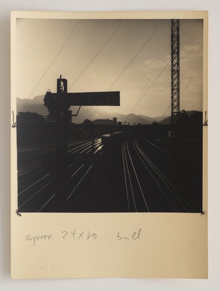 Thomaz Farkas “Estrada de ferro”, Rio de Janeiro, déc. 1940 gelatina e prata sobre papel silver gelatin print on paper 24 x 17,9 cm 9.45 x 7.05 in ed vintage