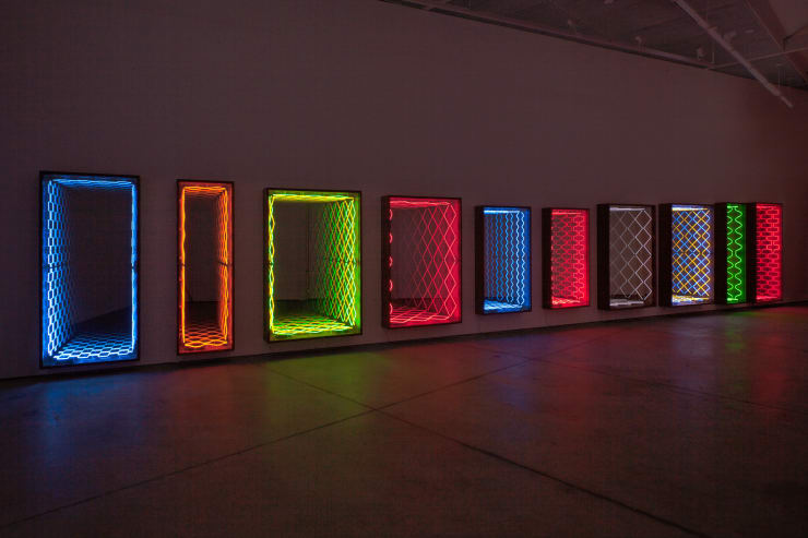 Iván Navarro | Desvanecer