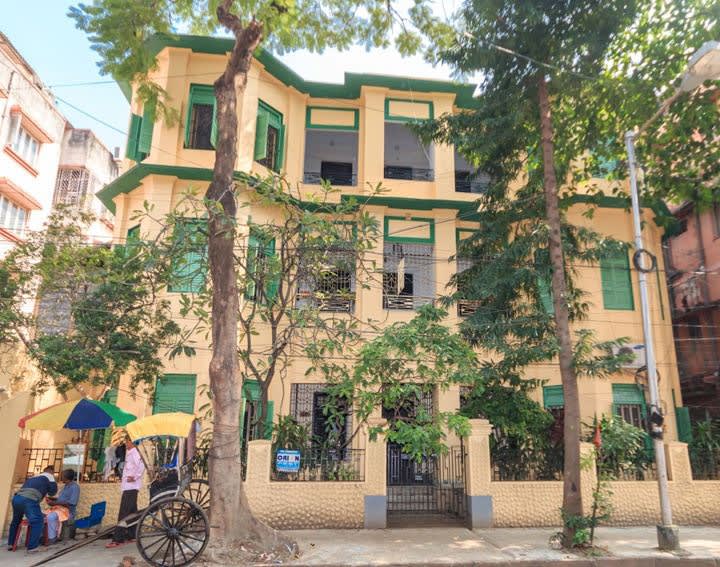 Ocula Magazine: Prateek and Priyanka Raja: Gallery as Incubator