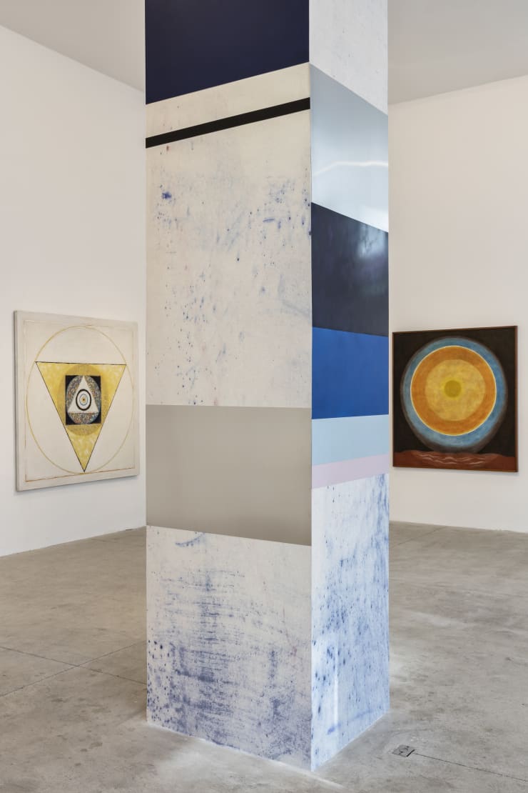 Exposição ‘Transe’, na Gomide&Co, intervém no espaço da galeria