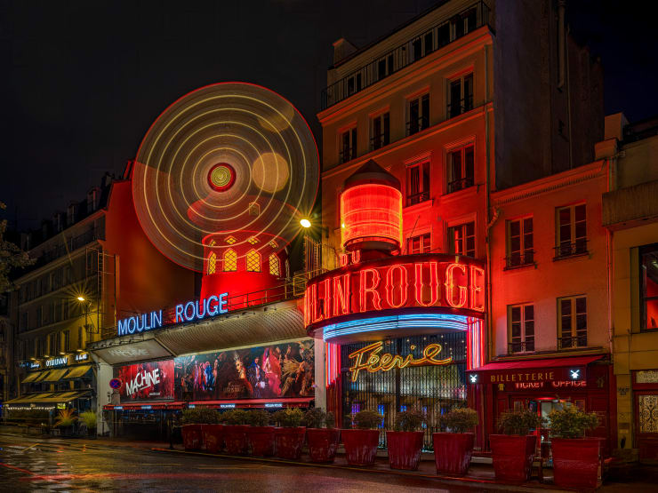 MOULIN-ROUGE