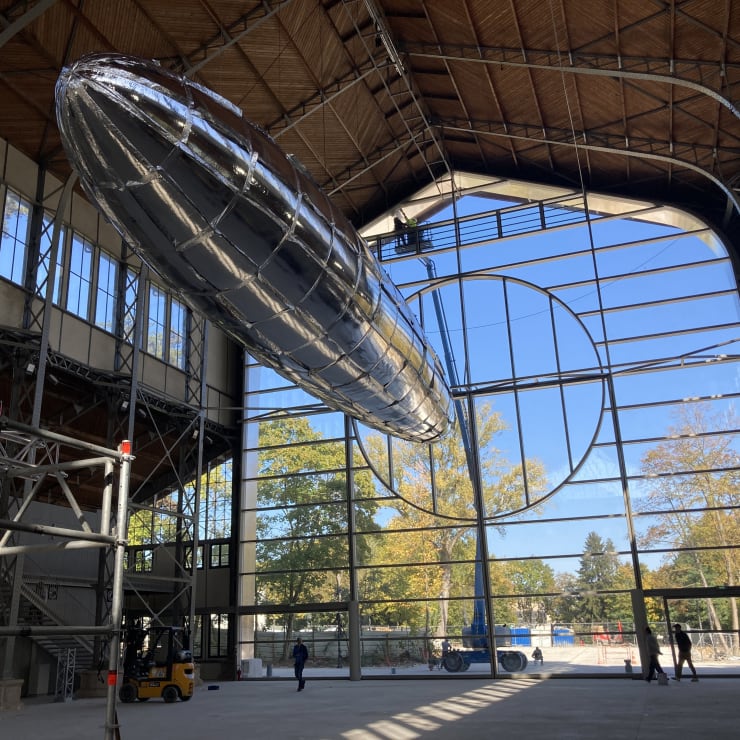 Lee Bul. installation view, HANGAR Y, MEUDON, France. Willing To Be Vulnerable – Metalized Balloon V5, 2022.