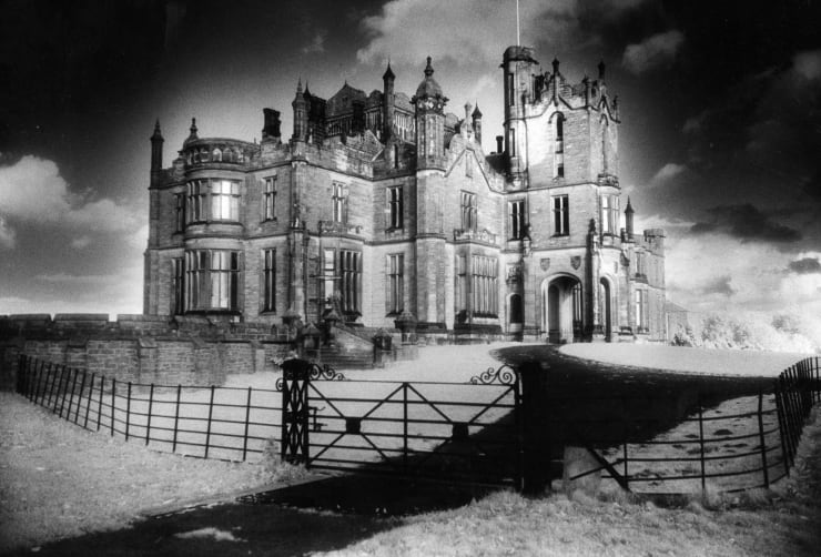 SIMON MARSDEN Visions of a Ghost Hunter