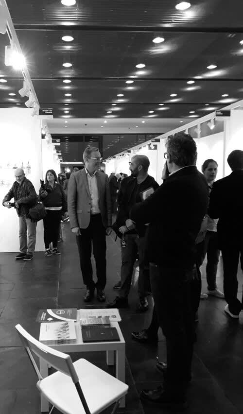 Nicolás Laiz Placeres receives the "Oranges with Art" award with Natural Policy