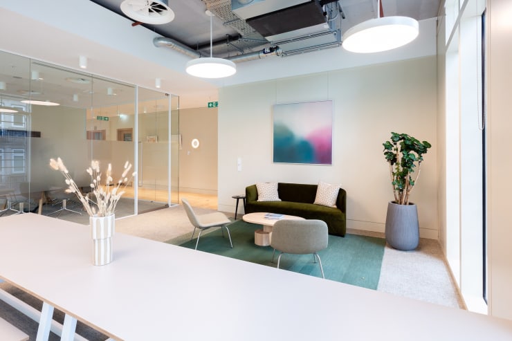 Image courtesy of Demelza Lightfoot Photography