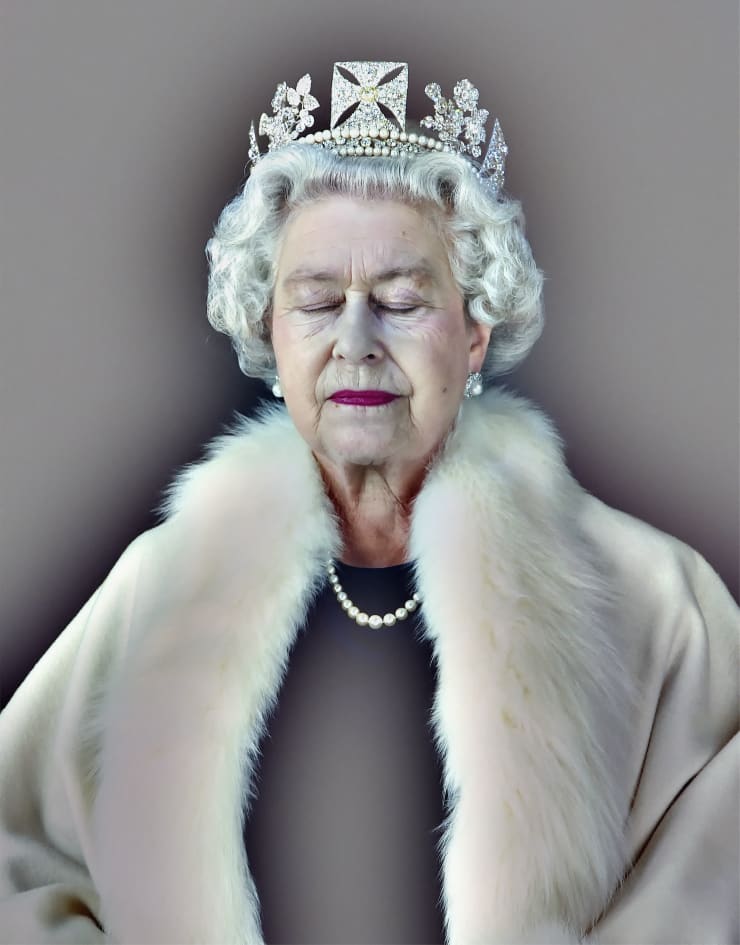 Chris Levine - Lightness of Being To celebrate the Queen's Platinum Jubilee we are delighted to present Chris Levine's iconic portrait of Queen Elizabeth II