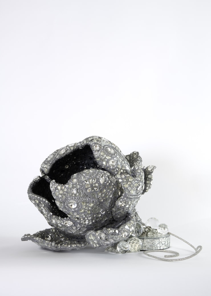 Lauren Fensterstock’s New Solo Exhibition Illuminates Claire Oliver Gallery with Luminous Creations