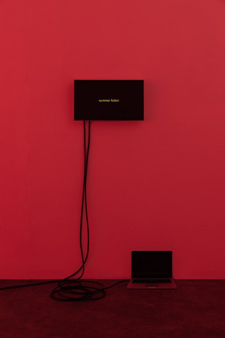 Federico Pérez Villoro Knowing What to Say, 2019 Video and audio installation 25 x 30 x 30 cm (9.84 x 11.81 x 11.81 in)