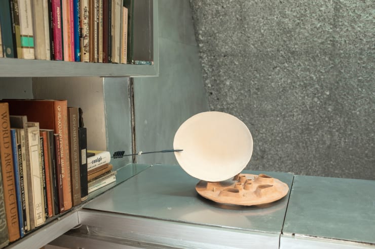 Stella Zhong \\\\\ / o-O, 2021 Resin, various putties, tint, wood, plastic, paint, sand, wire, magnet 27 x 58 x 31.5 cm (10.63 x 22.83 x 12.40 in)