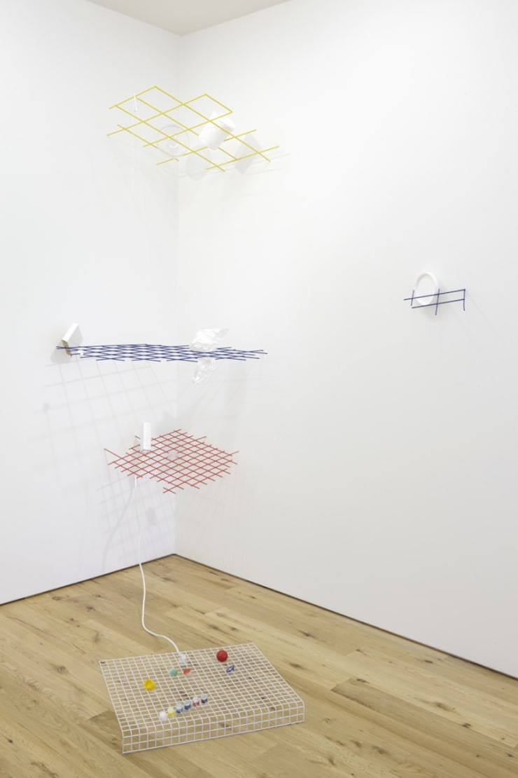 úrval útsýn, 2014 málmur, lakk og fundnir hlutir selecve viwes, 2014 metal, varnish and found objects stærð breytileg / size variable