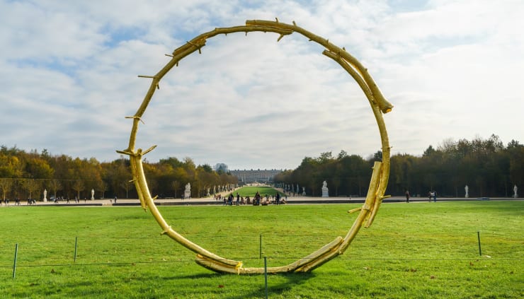UGO RONDINONE THE SUN (2017) Bronze doré by Oeil de verre is licensed under CC BY-NC-ND 2.0.