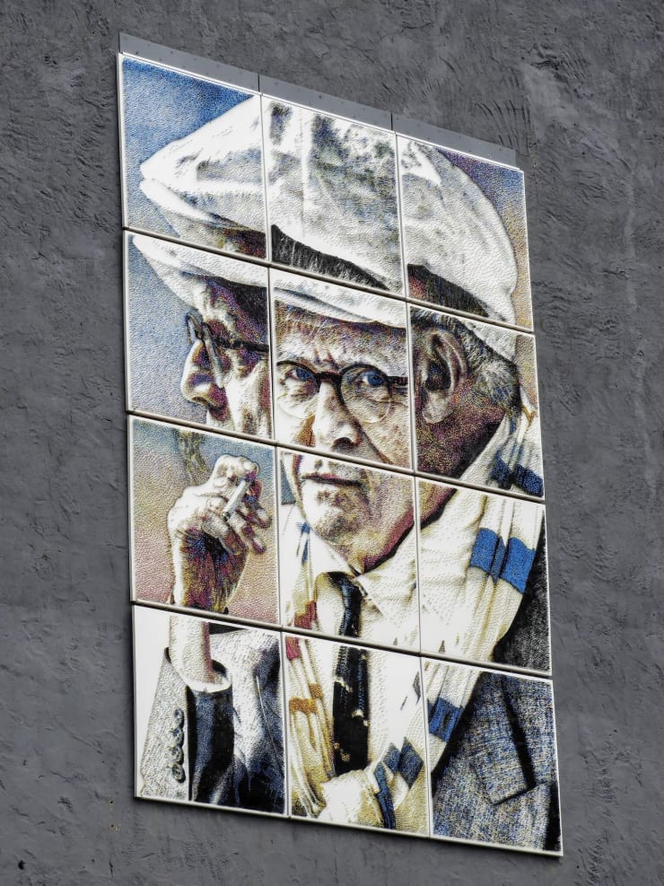 Mural of David Hockney Chapel Street, Bradford. Photo: Reading Tom, May 25, 2019 (CC BY 2.0)