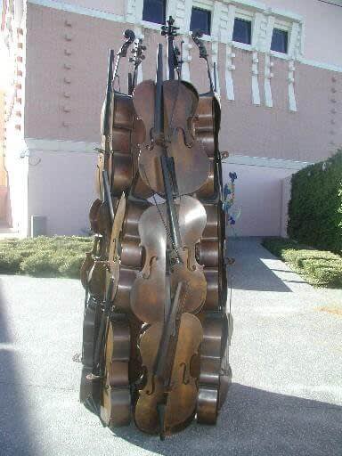 Arman Music Power II, 2002 Bronze Acquired in 2002 Gift of the artist On display in the Boca Raton Museum of Art Sculpture Garden.