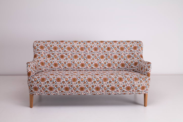 Peter Hvidt Sofa, 1940s Upholstered in Soane, Persian Flower Fabric with birch legs Produced by Fritz Hansen, Denmark. Front View