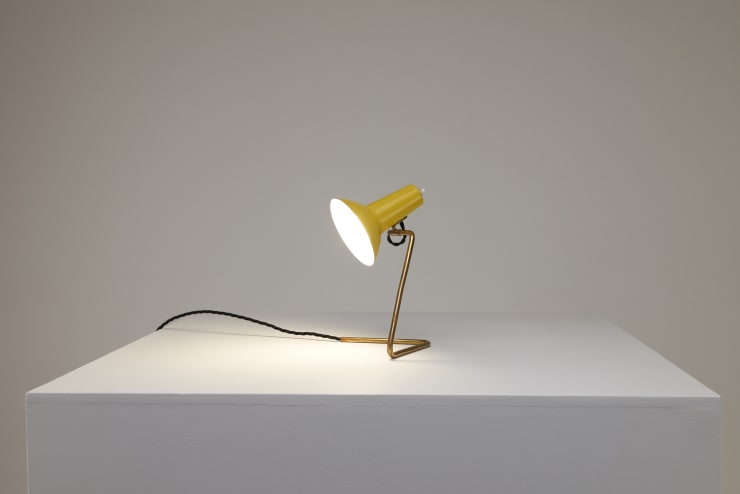 Vintage yellow Gino Sarfatti, Table / Wall Lamp, Model 551 Made by Arteluce London