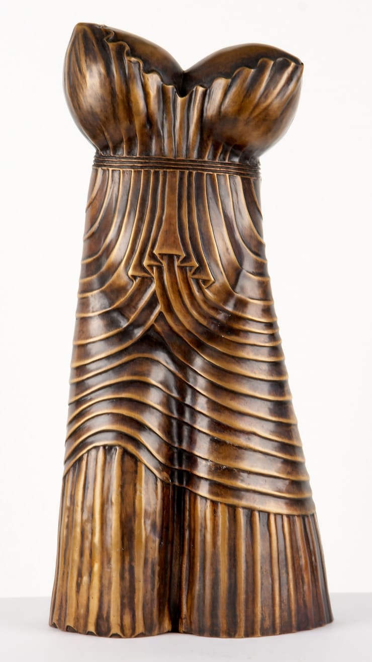 Marian Fountain, 3 Graces - Vetu