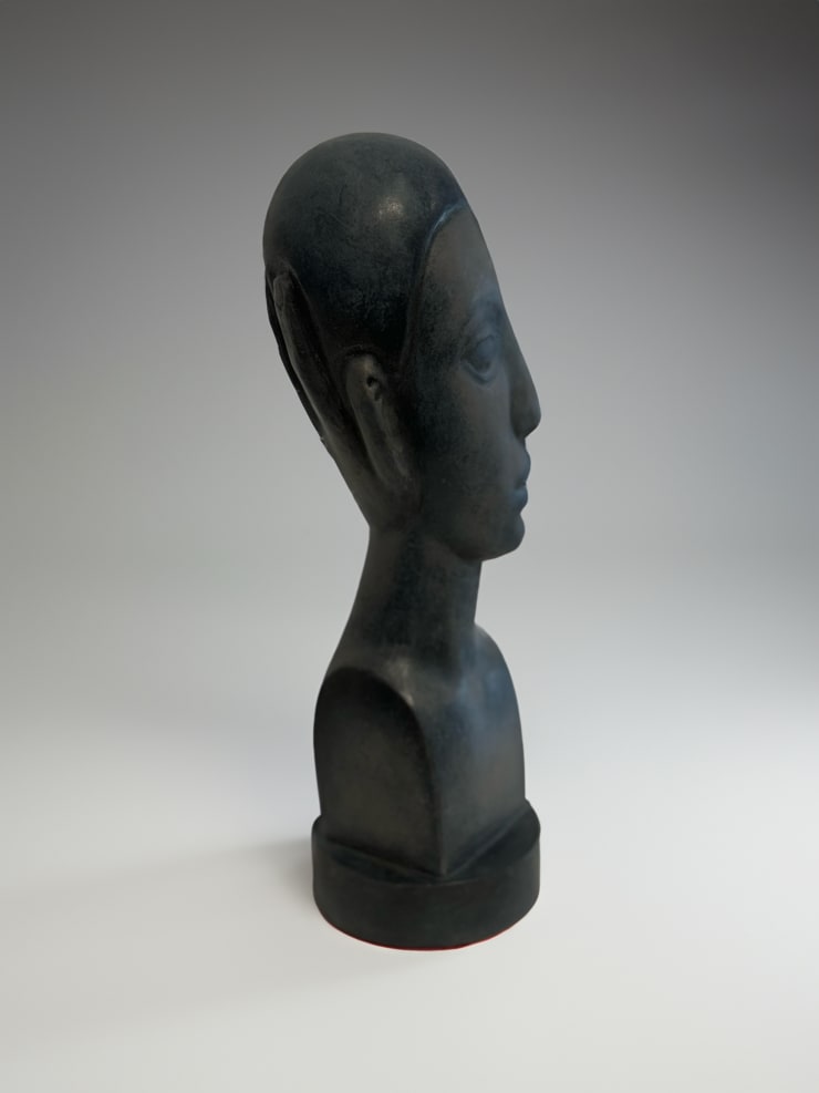 Terry Stringer The Sculptor's Caress, 2022 Bronze 1/3 SOLD 2/3 available 3/3 available 27 cm high