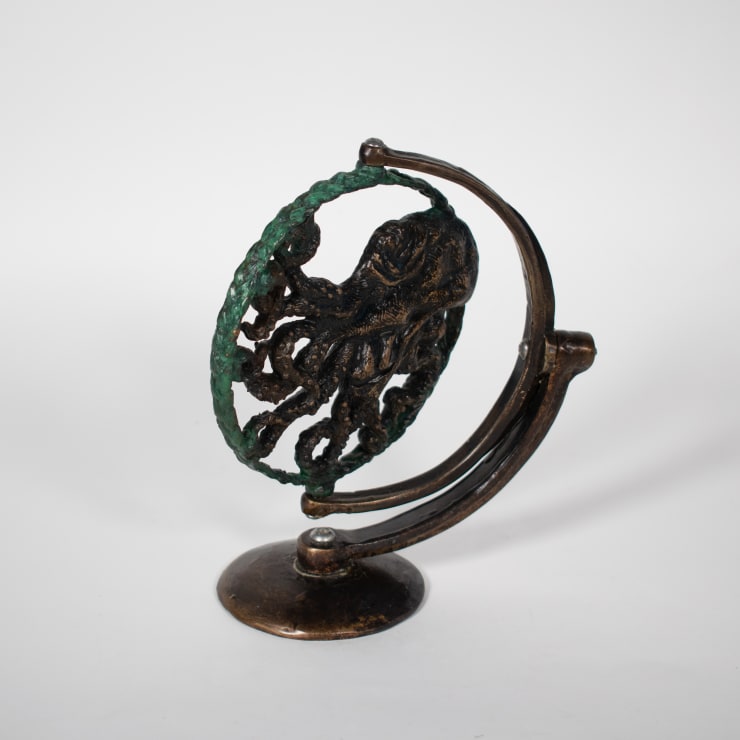 Oliver Stretton-Pow Te Wheke, 2023 Bronze 19 x 17 cm